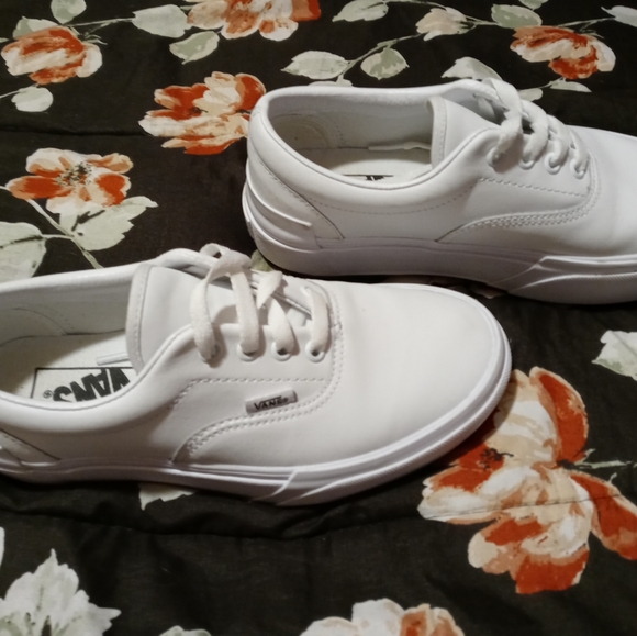 Vans - Picture 4 of 4